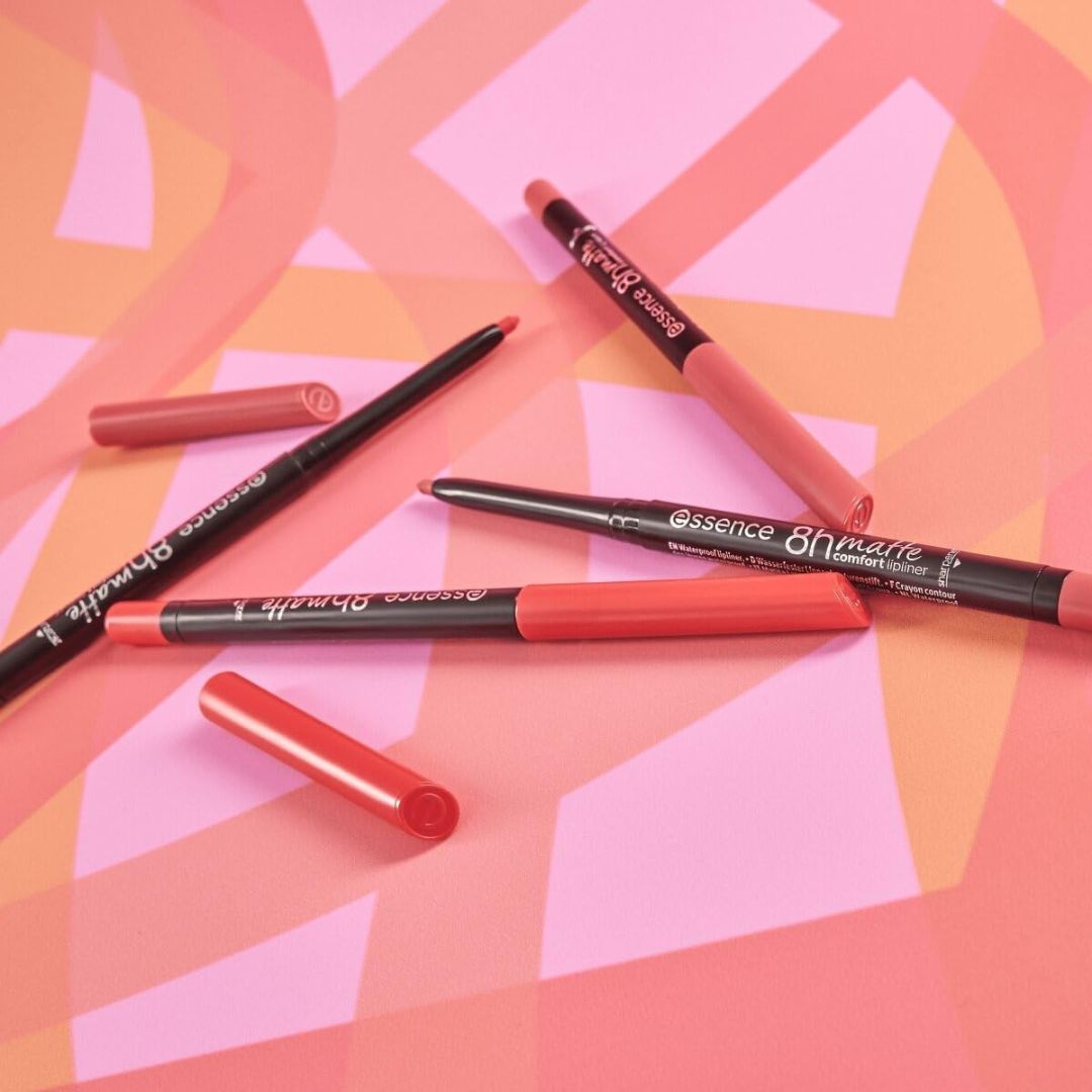 Essence 8H Matte Comfort Lipliner  